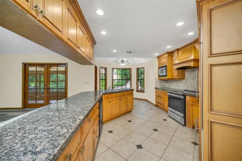 Villa ou maison à vendre à Kissimmee, Floride: 4 chambres, 219.9 m2 № 1352517 - photo 25