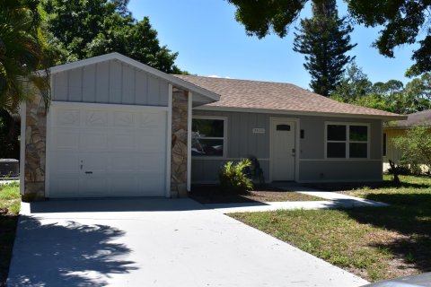 Villa ou maison à vendre à Vero Beach, Floride: 2 chambres, 98.2 m2 № 1117836 - photo 2