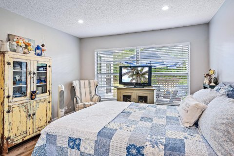 Adosado en venta en Lake Worth, Florida, 2 dormitorios, 131.83 m2 № 1141272 - foto 17