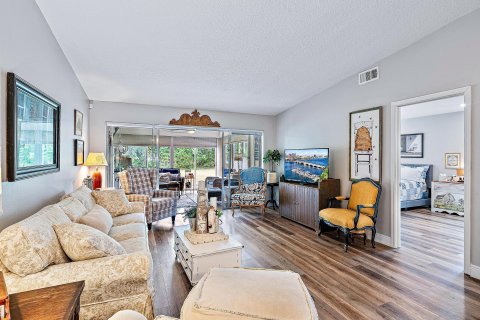 Adosado en venta en Lake Worth, Florida, 2 dormitorios, 131.83 m2 № 1141272 - foto 19
