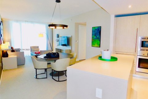 Condo in Hollywood, Florida, 2 bedrooms  № 36515 - photo 14