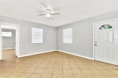 House in North Port, Florida 3 bedrooms, 88.26 sq.m. № 1376446 - photo 6