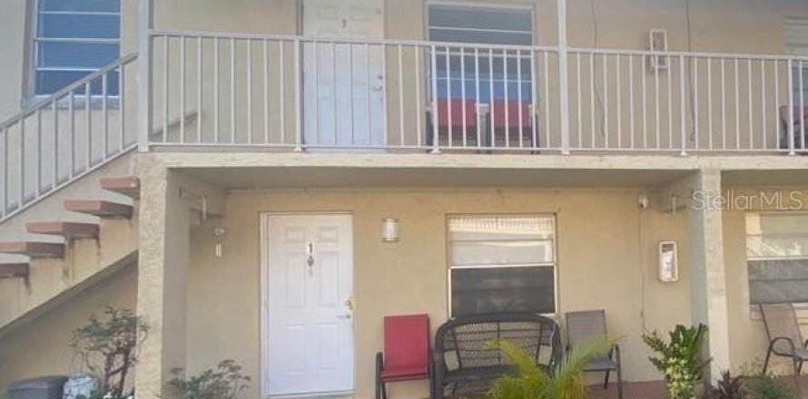 Condominio en Saint Cloud, Florida, 2 dormitorios  № 1378472