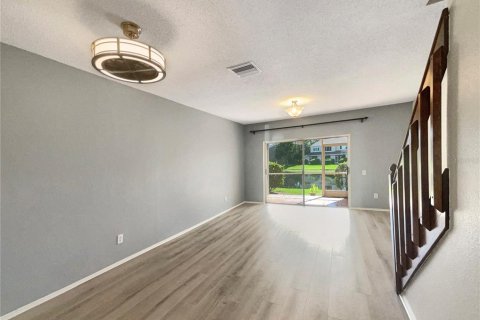 Touwnhouse à vendre à Tampa, Floride: 2 chambres, 110 m2 № 1378466 - photo 6