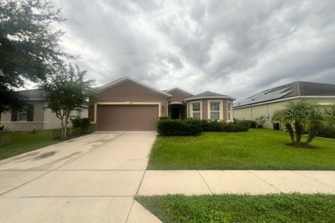 House in Davenport, Florida 3 bedrooms, 163.79 sq.m. № 1354761 - photo 1