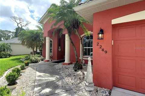 Villa ou maison à vendre à North Port, Floride: 3 chambres, 174.84 m2 № 1354760 - photo 2