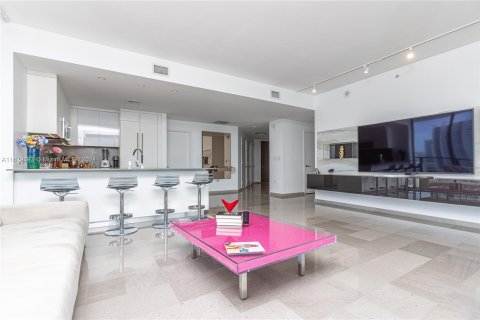 Condo in Miami, Florida, 3 bedrooms  № 1289199 - photo 5