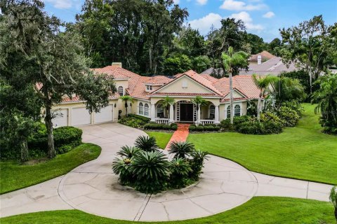 Villa ou maison à vendre à Lake Mary, Floride: 5 chambres, 403.01 m2 № 1343126 - photo 1