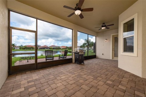 Villa ou maison à vendre à Kissimmee, Floride: 4 chambres, 259.1 m2 № 1344153 - photo 26