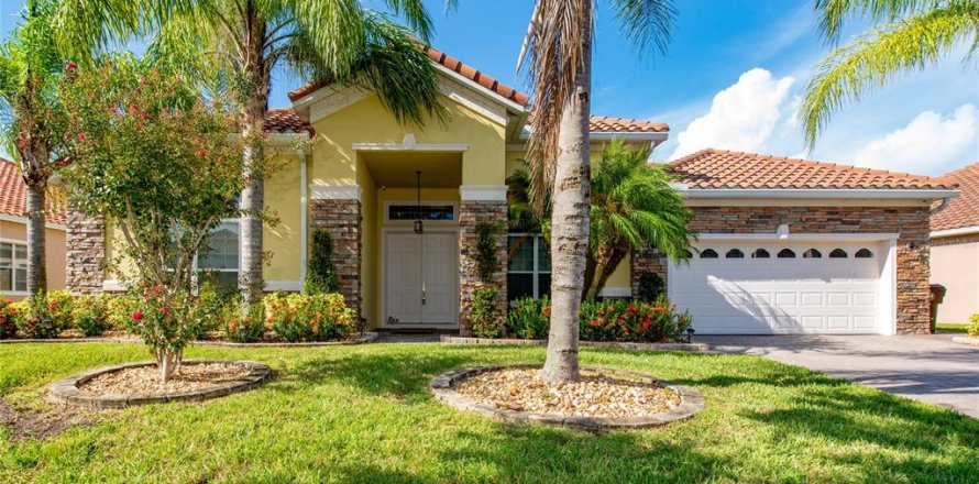 Villa ou maison à Kissimmee, Floride 4 chambres, 259.1 m2 № 1344153