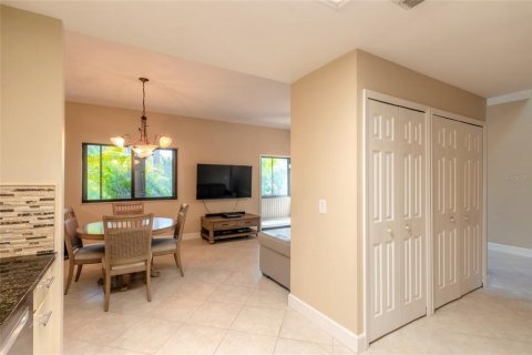 Townhouse in Ponce Inlet, Florida 2 bedrooms, 164.99 sq.m. № 1144365 - photo 8