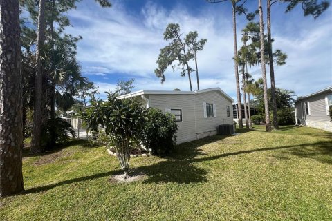 Apartment in North Port, Florida 2 bedrooms, 95.13 sq.m. № 1006112 - photo 27