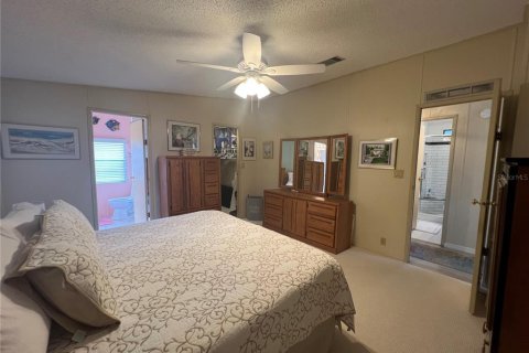 Apartment in North Port, Florida 2 bedrooms, 95.13 sq.m. № 1006112 - photo 16