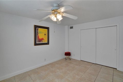 Condominio en venta en Fort Lauderdale, Florida, 2 dormitorios, 120.77 m2 № 171306 - foto 23