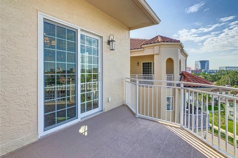 Condominio en venta en Orlando, Florida, 3 dormitorios, 473.8 m2 № 659542 - foto 21