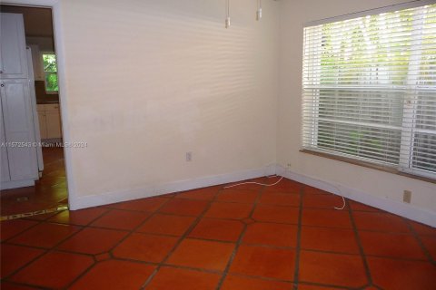 House in Key Biscayne, Florida 4 bedrooms, 221.85 sq.m. № 1135266 - photo 12