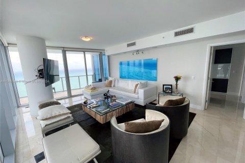 Condo in Sunny Isles Beach, Florida, 4 bedrooms  № 1333508 - photo 12