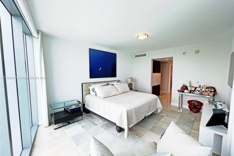 Condo in Sunny Isles Beach, Florida, 4 bedrooms  № 1333508 - photo 17