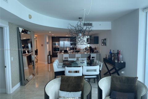 Condo in Sunny Isles Beach, Florida, 4 bedrooms  № 1333508 - photo 8