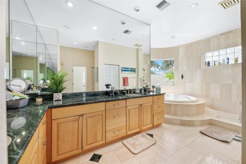 Villa ou maison à vendre à Pompano Beach, Floride: 4 chambres, 353.68 m2 № 1180589 - photo 11