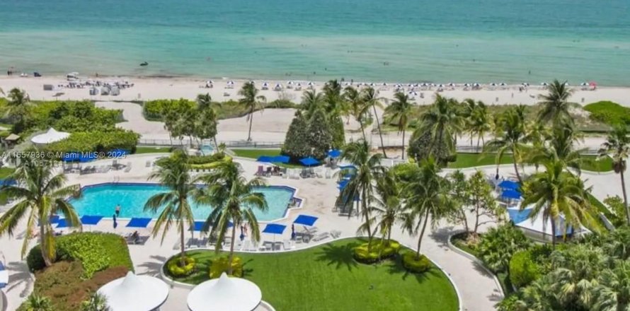 Condo à Miami Beach, Floride, 1 chambre  № 1360635