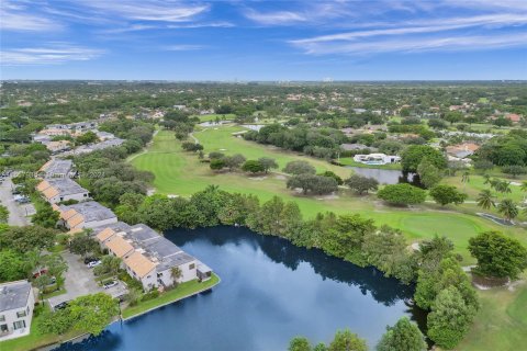 Townhouse in Plantation, Florida 3 bedrooms, 201.6 sq.m. № 1360636 - photo 15