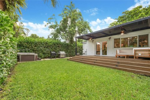 Casa en venta en Coral Gables, Florida, 3 dormitorios, 176.14 m2 № 1360262 - foto 13