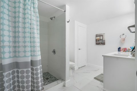 Condominio en venta en Pembroke Pines, Florida, 3 dormitorios, 123.56 m2 № 1389919 - foto 14