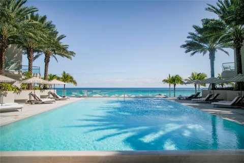 Copropriété à vendre à Sunny Isles Beach, Floride: 6 chambres, 998.7 m2 № 1176427 - photo 10
