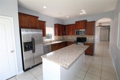 House in Kissimmee, Florida 4 bedrooms, 160.26 sq.m. № 1327292 - photo 8