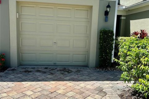 Townhouse in Sarasota, Florida 2 bedrooms, 154.68 sq.m. № 1340922 - photo 2