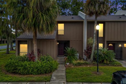 Touwnhouse à vendre à Orlando, Floride: 3 chambres, 150.22 m2 № 1340921 - photo 1