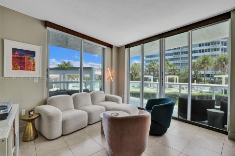 Copropriété à vendre à Miami Beach, Floride: 1 chambre, 78.97 m2 № 1146802 - photo 4