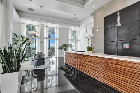 Condo in Miami Beach, Florida, 1 bedroom  № 1146802 - photo 24