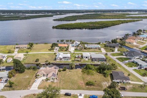 Terrain à vendre à Punta Gorda, Floride № 1191918 - photo 3