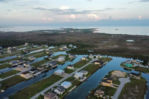 Land in Hernando Beach, Florida № 1306515 - photo 18