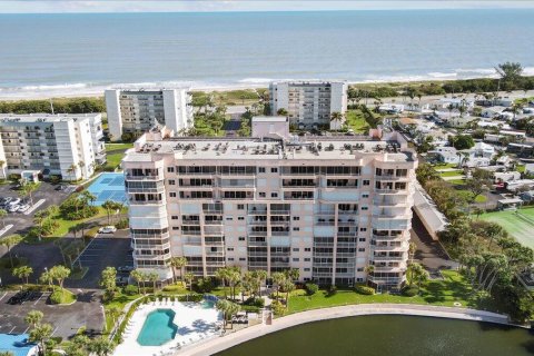 Condominio en venta en Hutchinson Island South, Florida, 2 dormitorios, 114.27 m2 № 1146689 - foto 2