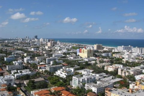 Condo in Miami Beach, Florida, 2 bedrooms  № 1281873 - photo 21