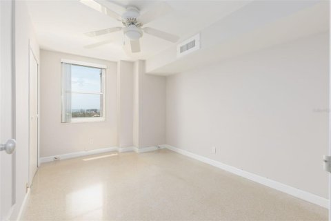 Copropriété à vendre à Treasure Island, Floride: 2 chambres, 98.01 m2 № 1359397 - photo 19