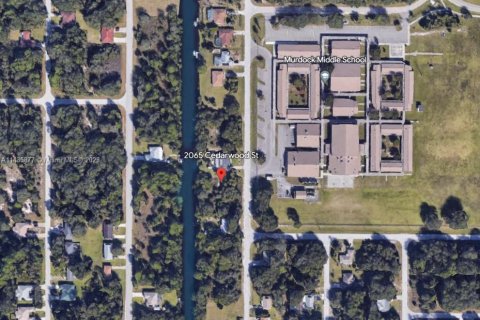 Terreno en venta en Port Charlotte, Florida № 666645 - foto 3