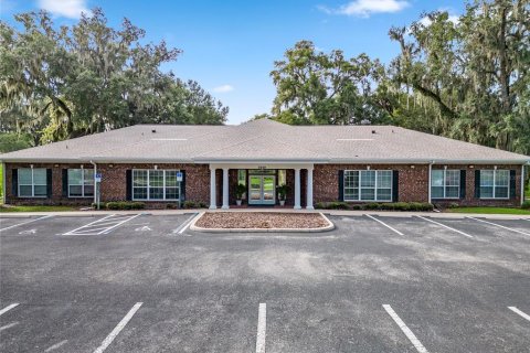 Immobilier commercial à vendre à Ocala, Floride: 738.39 m2 № 806381 - photo 2