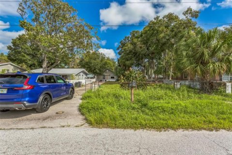 House in Saint Petersburg, Florida 2 bedrooms, 79.9 sq.m. № 1349615 - photo 18