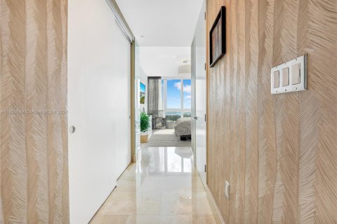 Copropriété à louer à Miami Beach, Floride: 2 chambres, 166.39 m2 № 1351701 - photo 17