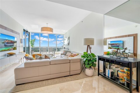 Copropriété à louer à Miami Beach, Floride: 2 chambres, 166.39 m2 № 1351701 - photo 8