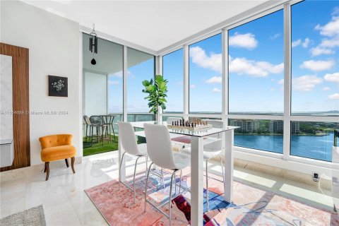 Copropriété à louer à Miami Beach, Floride: 2 chambres, 166.39 m2 № 1351701 - photo 13