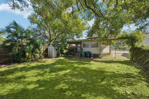 House in Tampa, Florida 3 bedrooms, 81.38 sq.m. № 1434043 - photo 28