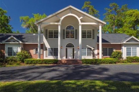 Купить виллу или дом в Гейнсвилл, Флорида 5 спален, 654.12м2, № 216335 - фото 2