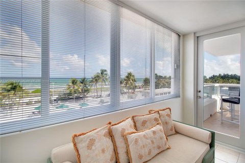 Copropriété à vendre à Miami Beach, Floride: 2 chambres, 124.49 m2 № 1270312 - photo 24