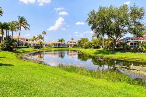 House in Palm Beach Gardens, Florida 5 bedrooms, 322.93 sq.m. № 1189935 - photo 15