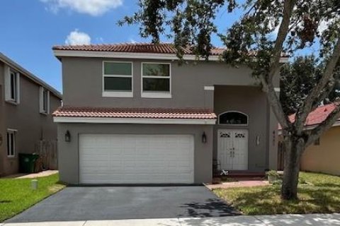 House in Davie, Florida 3 bedrooms, 177.72 sq.m. № 1186425 - photo 21